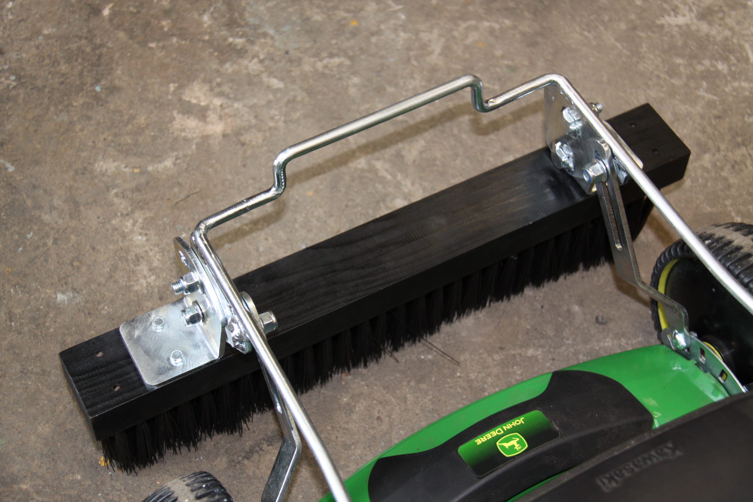 R54RKB FRONT BRUSH