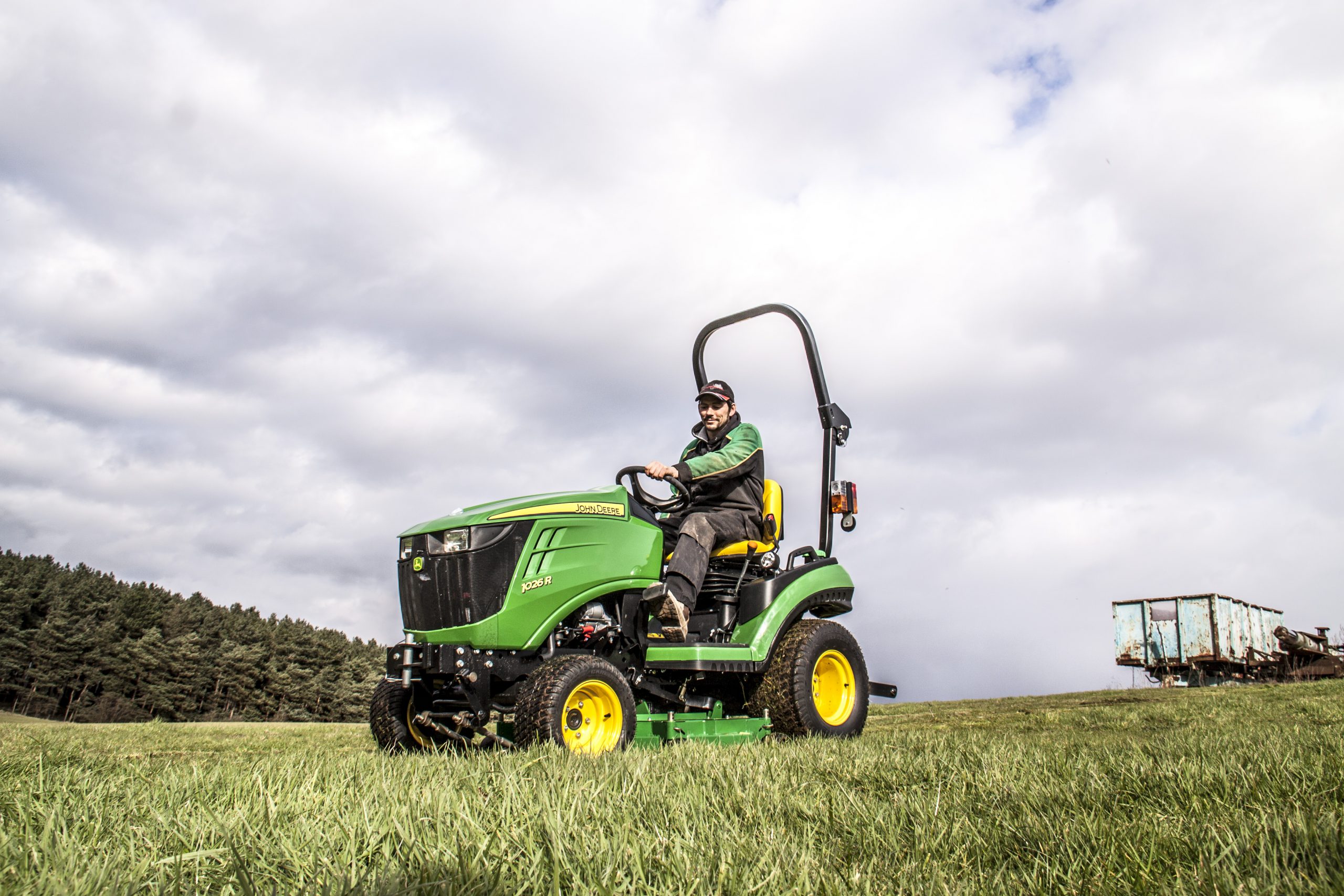 48" REAR DISCHARGE DECK. JD 1026R